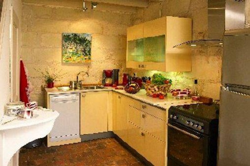 Location de vacances - Villa à Berthenay - Fully équipe kitchen Cuisine neuve aménagée