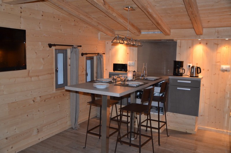 Location de vacances - Studio à L'Alpe d'Huez - Côté salle à manger
