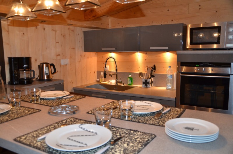 Location de vacances - Studio à L'Alpe d'Huez - vaisselle Angel des Montagnes