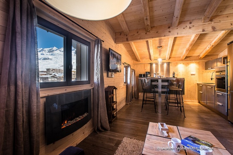 Location de vacances - Studio à L'Alpe d'Huez - Vue sur le séjour