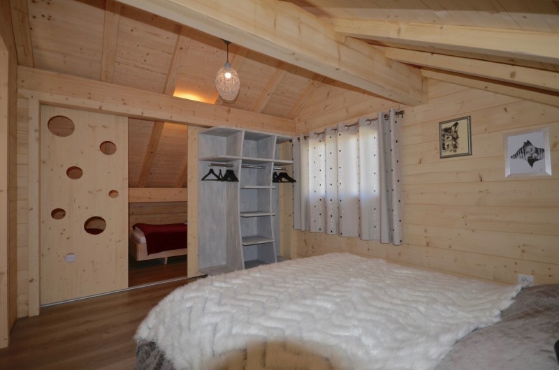Location de vacances - Chalet à La Pesse - Chambre étage  vue sur alcôve