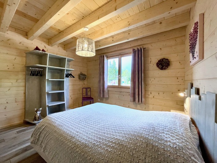 Location de vacances - Chalet à La Pesse - Chambre  Rez de Chaussée