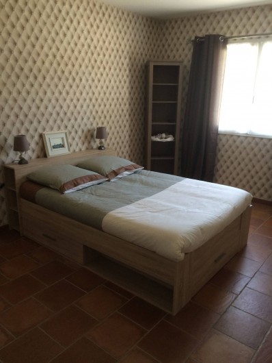 Location de vacances - Villa à Saint-Vivien-de-Médoc - Chambre Grand lit 2 personnes