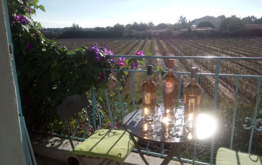 Location de vacances - Appartement à La Londe-les-Maures - apéro belle vue du lever au coucher du soleil !!!