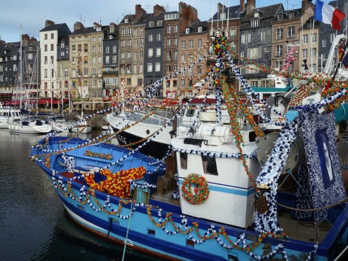 Location de vacances - Appartement à Honfleur - Fête des marins