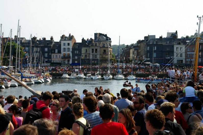 Location de vacances - Appartement à Honfleur - Fête de la Pentecôte