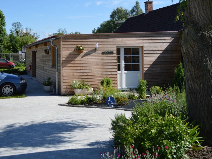 Location de vacances - Bungalow - Mobilhome à Aire-sur-la-Lys - Entrée du camping, accueil & Réception
