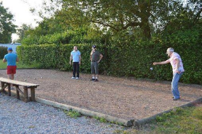 Location de vacances - Bungalow - Mobilhome à Aire-sur-la-Lys - Terrain de pétanque