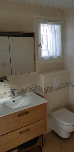 Location de vacances - Villa à Saint-Cyprien Plage - Salle douche 2ème vue