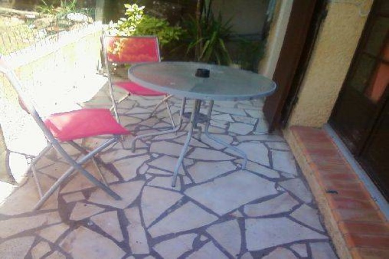 Location de vacances - Studio à La Tour-sur-Orb