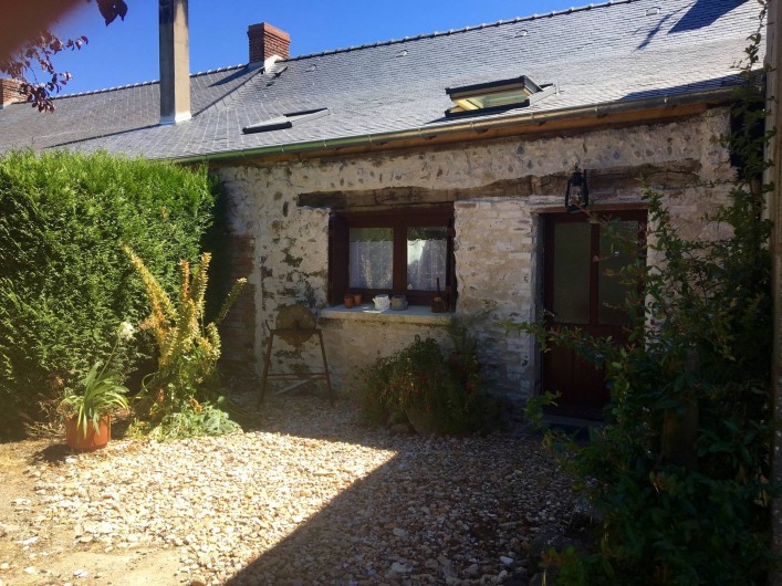 Location de vacances - Maison - Villa à Beaulieu-sur-Layon - L'entrée coté piscine