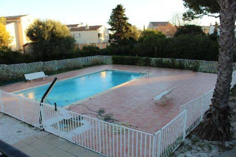 Location de vacances - Appartement à Carqueiranne - piscine
