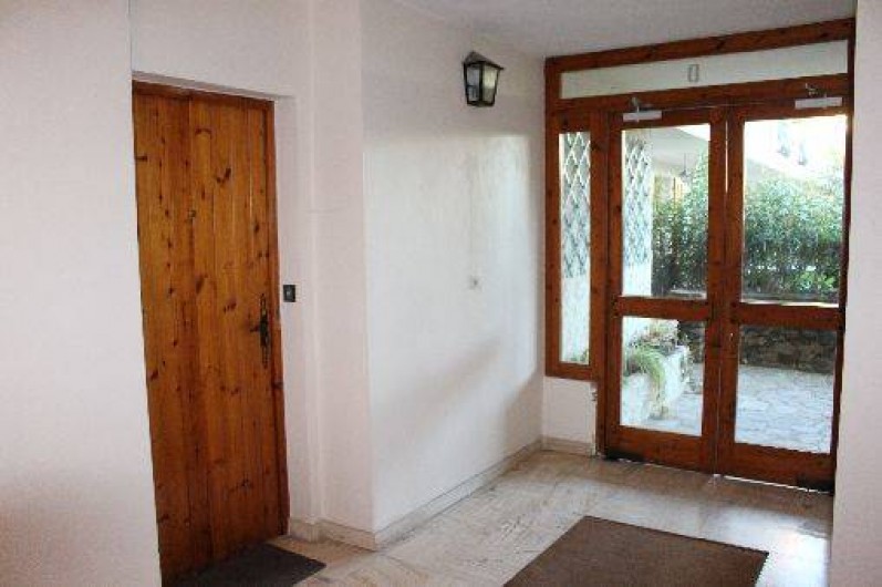 Location de vacances - Appartement à Carqueiranne - porte appartement