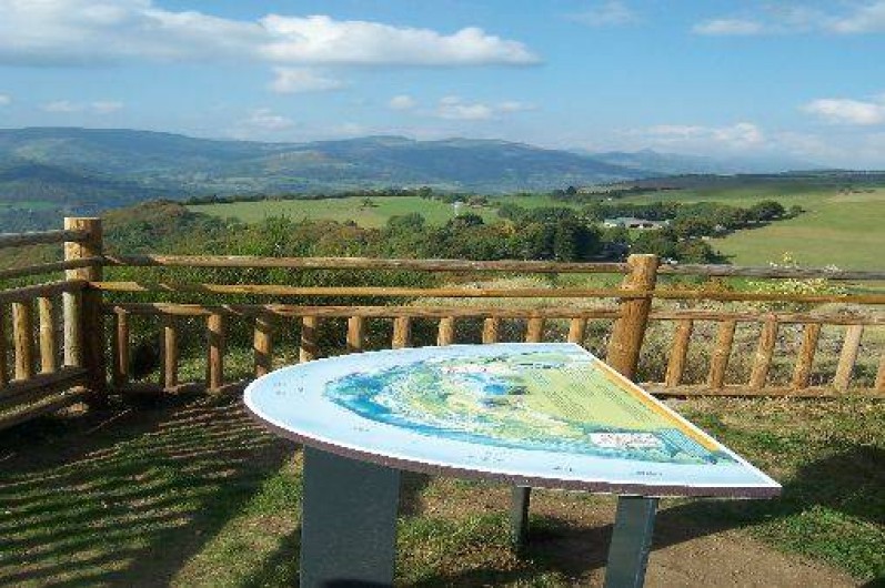 Location de vacances - Camping à Vic-sur-Cère