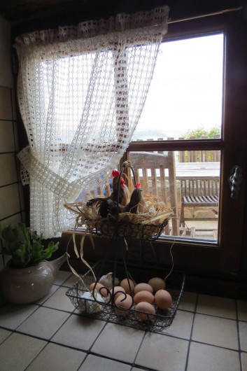 Location de vacances - Gîte à Chirassimont - Vue sur la terrasse