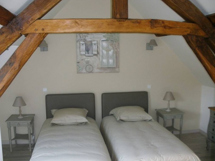 Location de vacances - Gîte à Jonquières - Chambre 2 avec deux lits simple