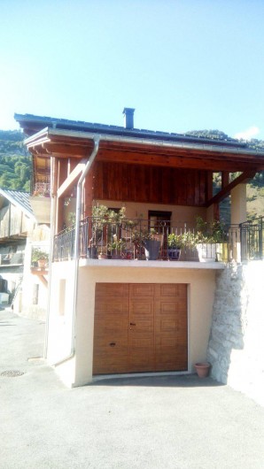 Location de vacances - Chalet à Bourg-Saint-Maurice - Belle terrasse et garage