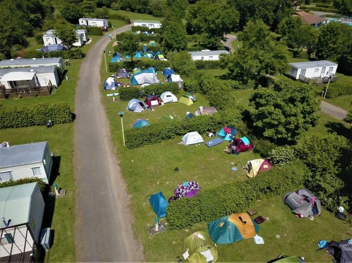 Location de vacances - Camping à Pressignac - Emplacements
