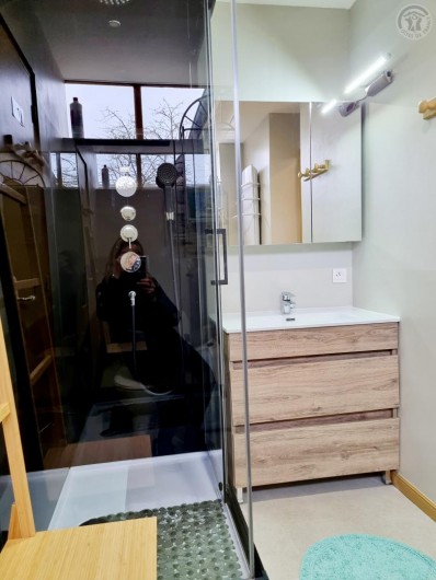 Location de vacances - Gîte à Chevregny - SALLE D'EAU