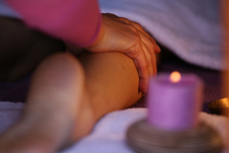 Location de vacances - Appartement à Chastreix - MASSAGES AYURVEDIQUES AU GITE