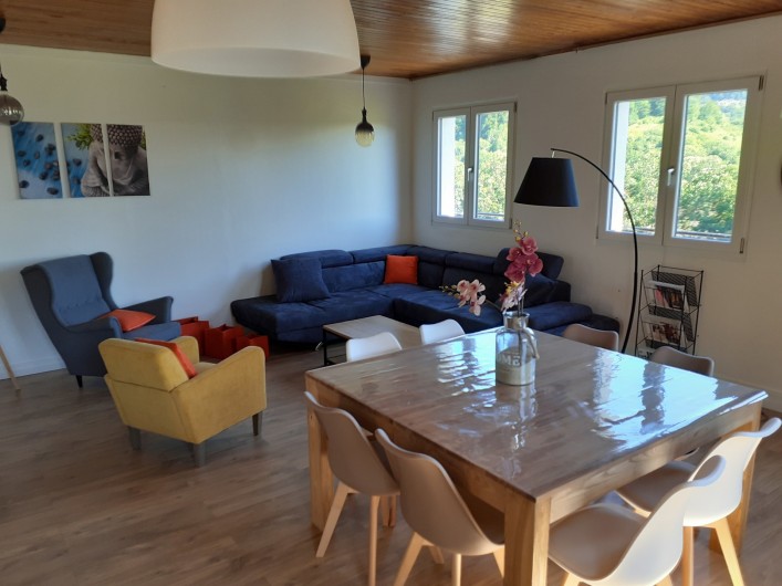 Location de vacances - Appartement à Chastreix - SEJOUR SALON