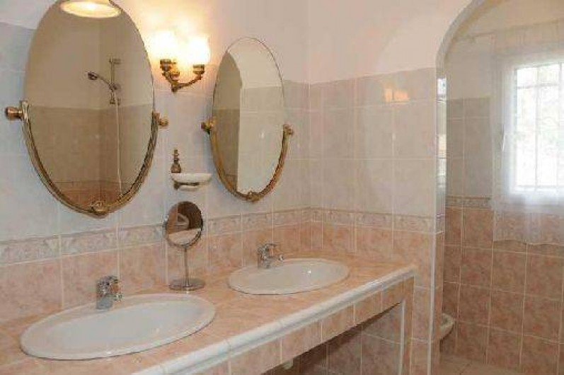 Location de vacances - Villa à La Roquebrussanne