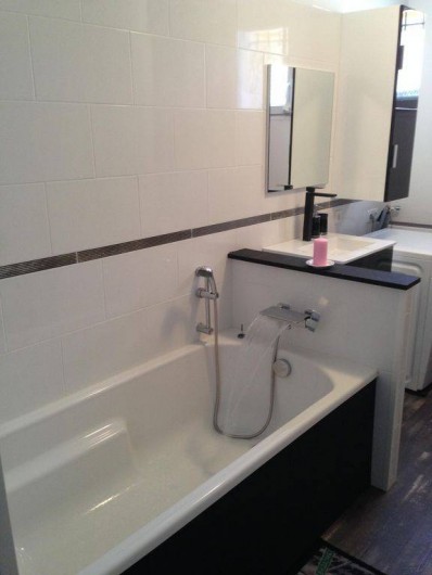 Location de vacances - Villa à Camélas - salle de bains n 2
