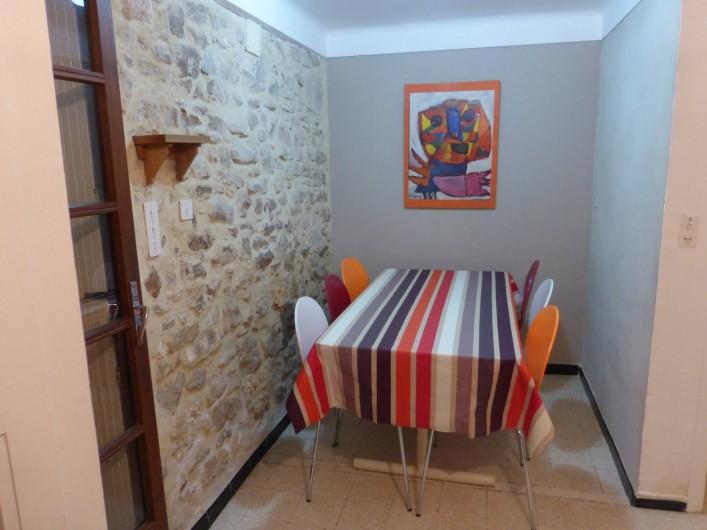 Location de vacances - Mas à Saint-Maurice-de-Cazevieille - Cuisine coin repas