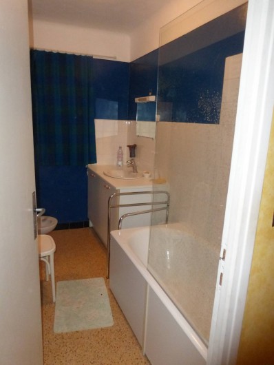 Location de vacances - Mas à Saint-Maurice-de-Cazevieille - Salle de bains