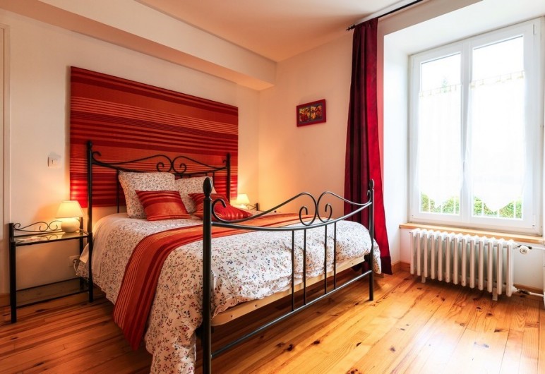 Location de vacances - Chambre d'hôtes à Tauves - Chambre Ambre