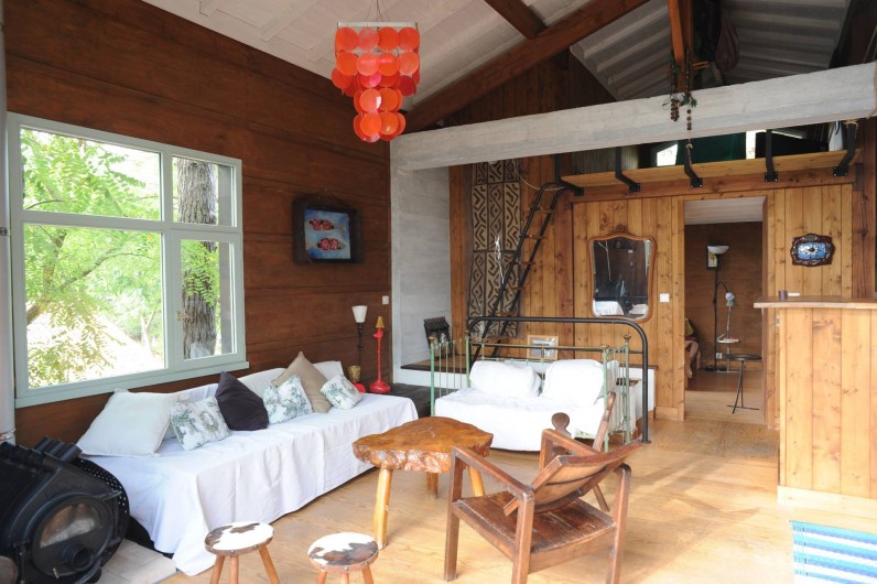 Location de vacances - Chalet à Le Cap Ferret - vue salle de séjour coté salon.