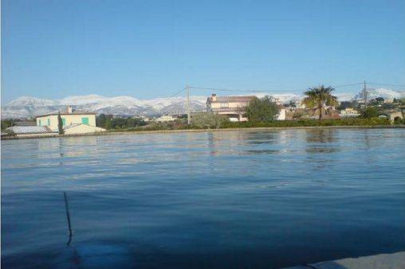 Location de vacances - Villa à Cagnes-sur-Mer - vue mer et montagnes proche de tous commerces  quartier résidentiel