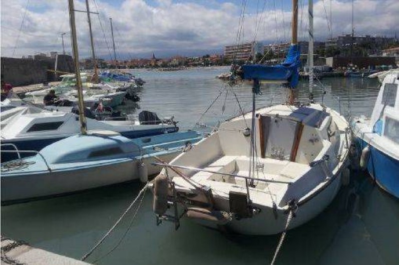 Location de vacances - Villa à Cagnes-sur-Mer - charmant petit port,  école de voile  locations bateaux  restaurants