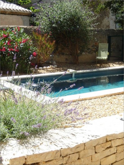 Location de vacances - Villa à La Redorte - Jardin clos avec piscine privative