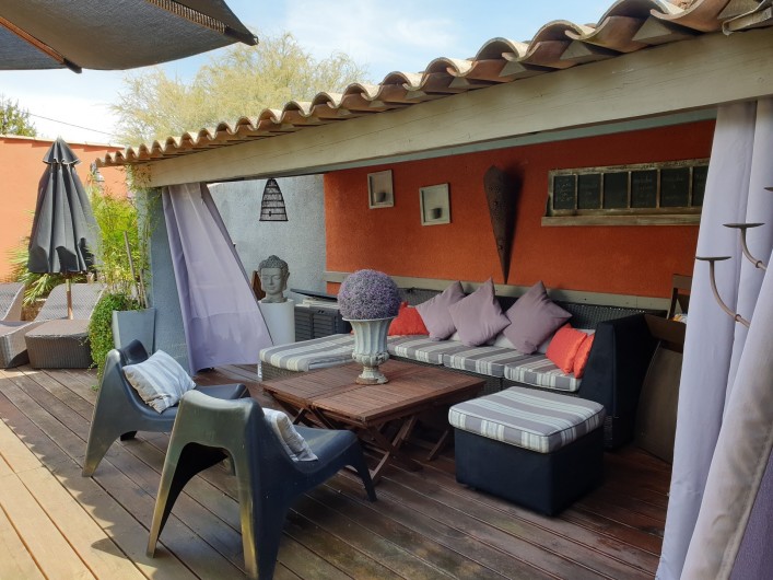 Location de vacances - Studio à La Tour-d'Aigues