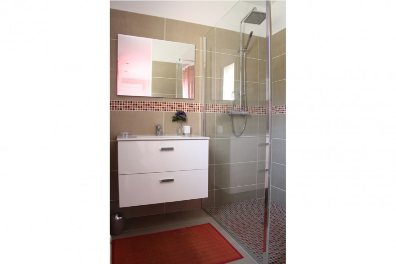Location de vacances - Villa à Calcatoggio - Salle de bain 3