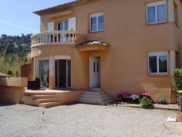 Location de vacances - Appartement à Sainte-Maxime - façade