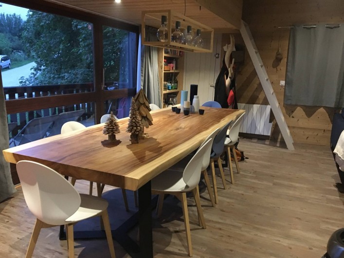 Location de vacances - Chalet à Les Avanchers-Valmorel - salle à manger  , grande table conviviale