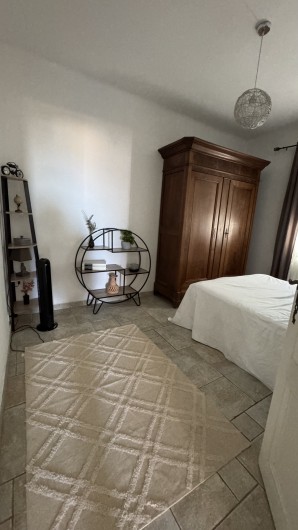 Location de vacances - Villa à Marseille - chambre double à l'étage