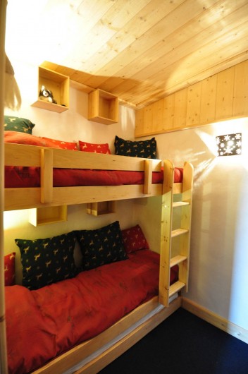 Location de vacances - Studio à Les Arcs - Coin Montagne-lits superposés