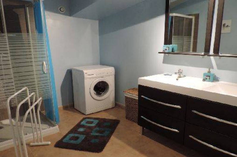 Location de vacances - Gîte à Sallèles-d'Aude - Salle de bain gîte 2