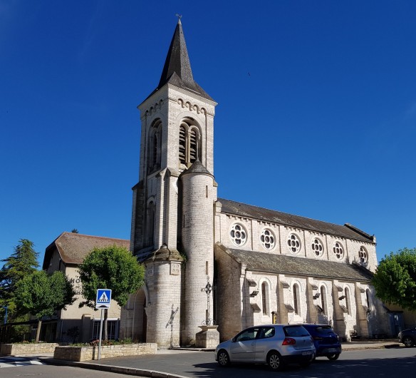 Location de vacances - Chambre d'hôtes à Saint-Sozy - Eglise de Saint-Sozy
