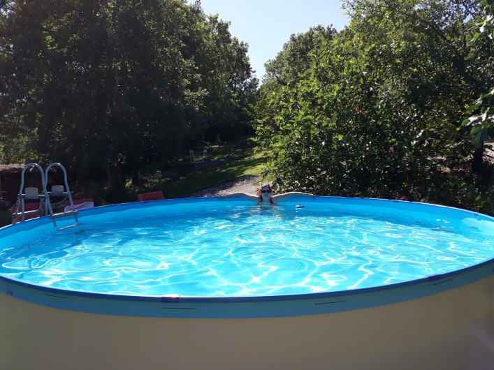 Location de vacances - Chambre d'hôtes à Saint-Sozy - Petite Piscine hors sol