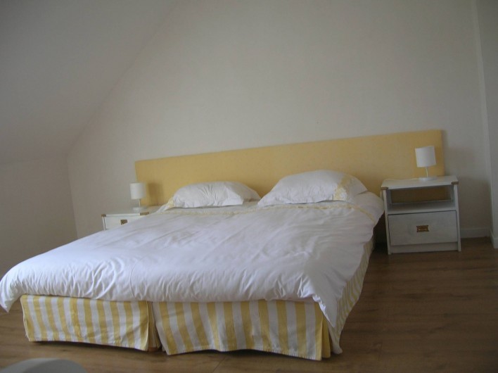 Location de vacances - Villa à Piriac-sur-Mer - chambre 3 vue mer  soit 1 lit de 160