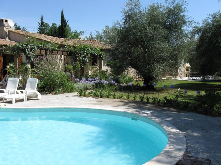 Location de vacances - Appartement à Gattières - Piscine privative