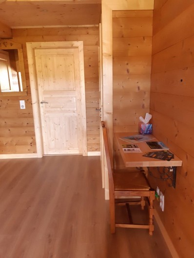 Location de vacances - Chambre d'hôtes à Septmoncel - Coin bureau chambre 2 étage