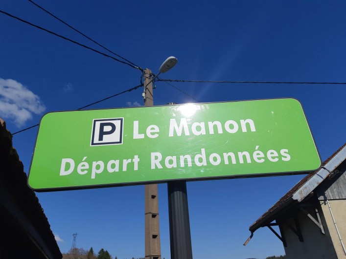 Location de vacances - Chambre d'hôtes à Septmoncel - Départ randonnées, pistes ski de fond et raquettes au pied de notre chalet