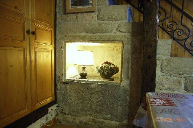 Location de vacances - Gîte à Saint-Pierre - L'ancien saloir dans les escaliers en pierre