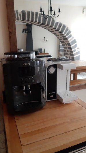 Location de vacances - Chambre d'hôtes à Brioude - mise a disposition de la machine à café et de la machine à eau chaude