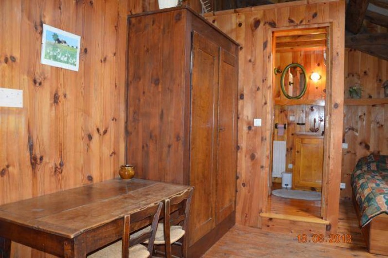 Location de vacances - Chambre d'hôtes à Saint-Anthème - Chambre "Campagne"